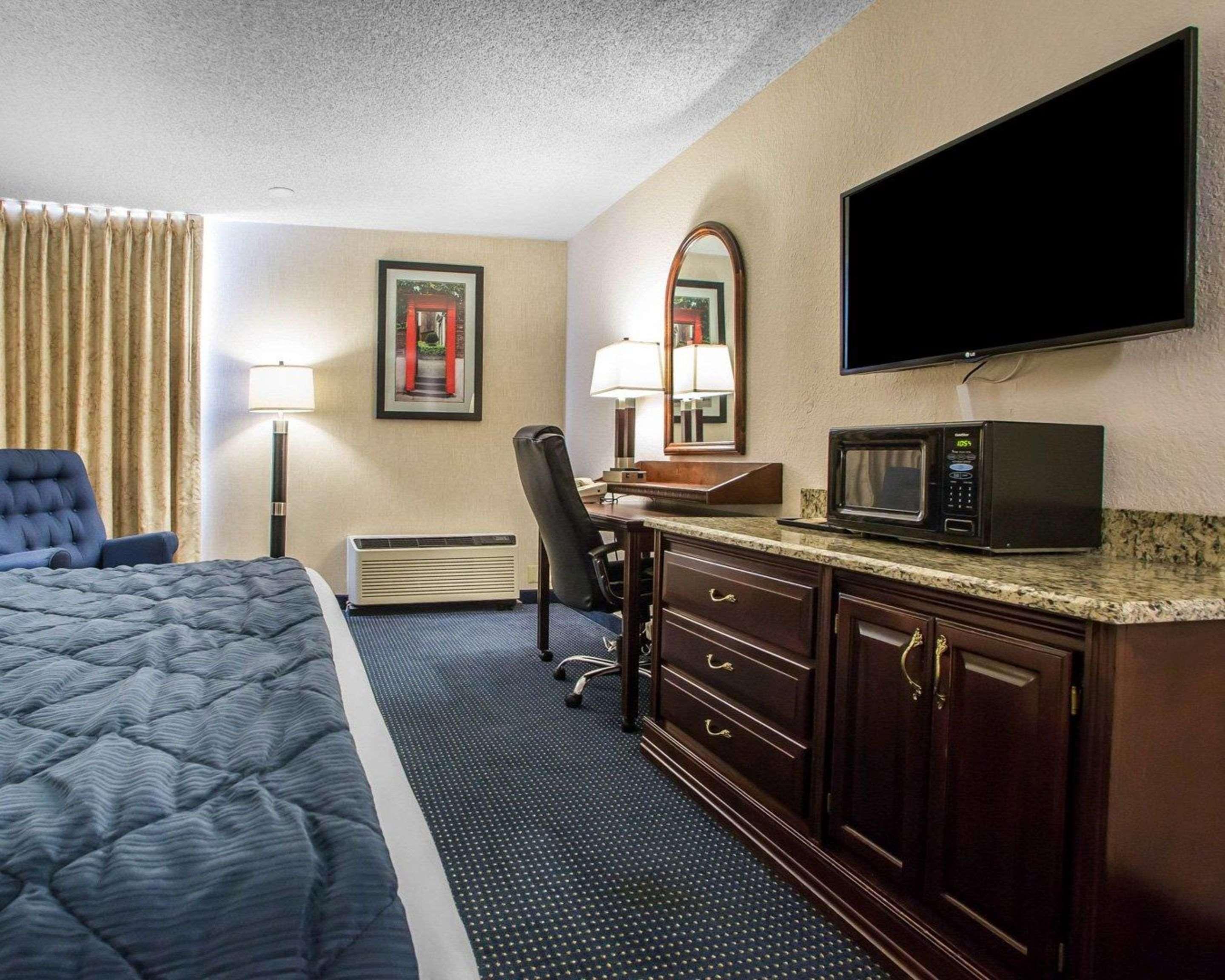 Quality Inn Schaumburg - Chicago Near The Mall Luaran gambar